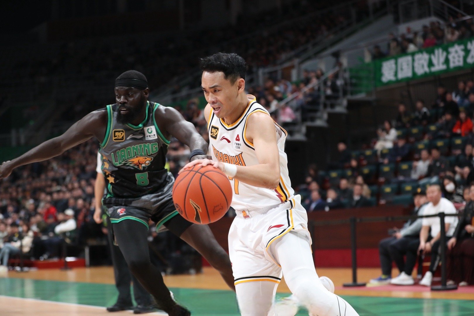 九游娱乐-山西男篮势必全力以赴，奋力拼搏的简单介绍