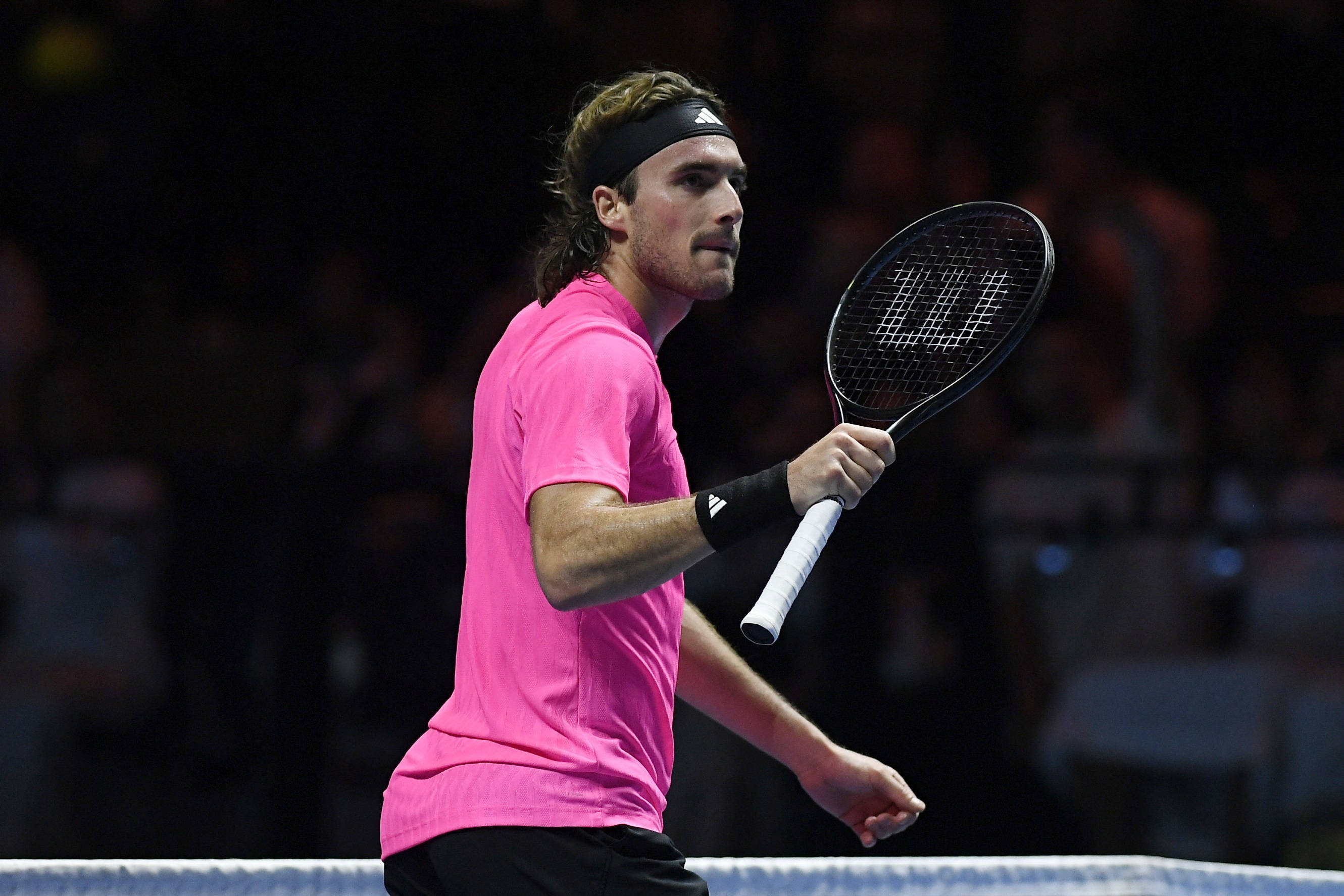 九游体育-德国网球队碾压意大利网球队，西西帕斯绝境逆转