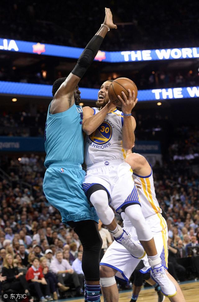 9you娱乐-包含热火完胜步行者，保罗高光表现的词条