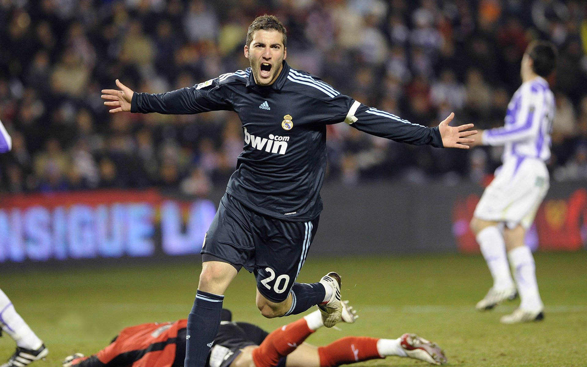 帕尔默一剑封喉，巴黎斩落尼斯的关键先生诞生